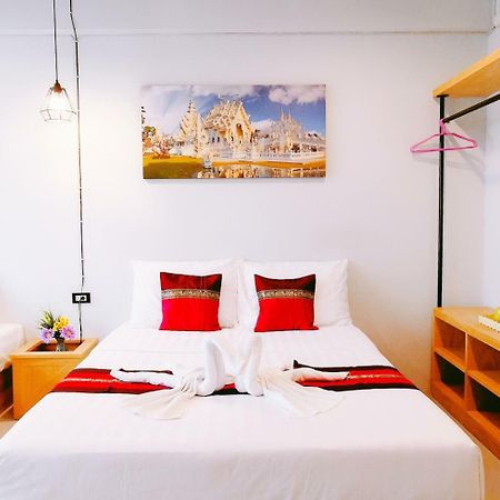 Little Lanna Guesthouse Τσιάνγκ Μάι Εξωτερικό φωτογραφία