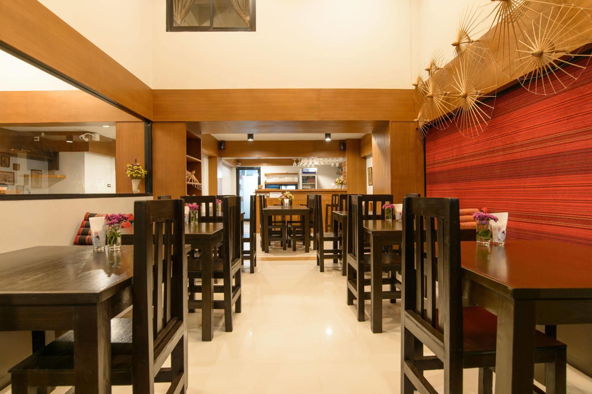 Little Lanna Guesthouse Τσιάνγκ Μάι Εξωτερικό φωτογραφία