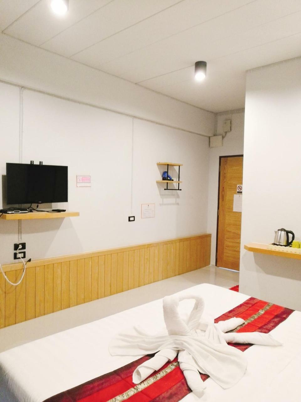 Little Lanna Guesthouse Τσιάνγκ Μάι Εξωτερικό φωτογραφία