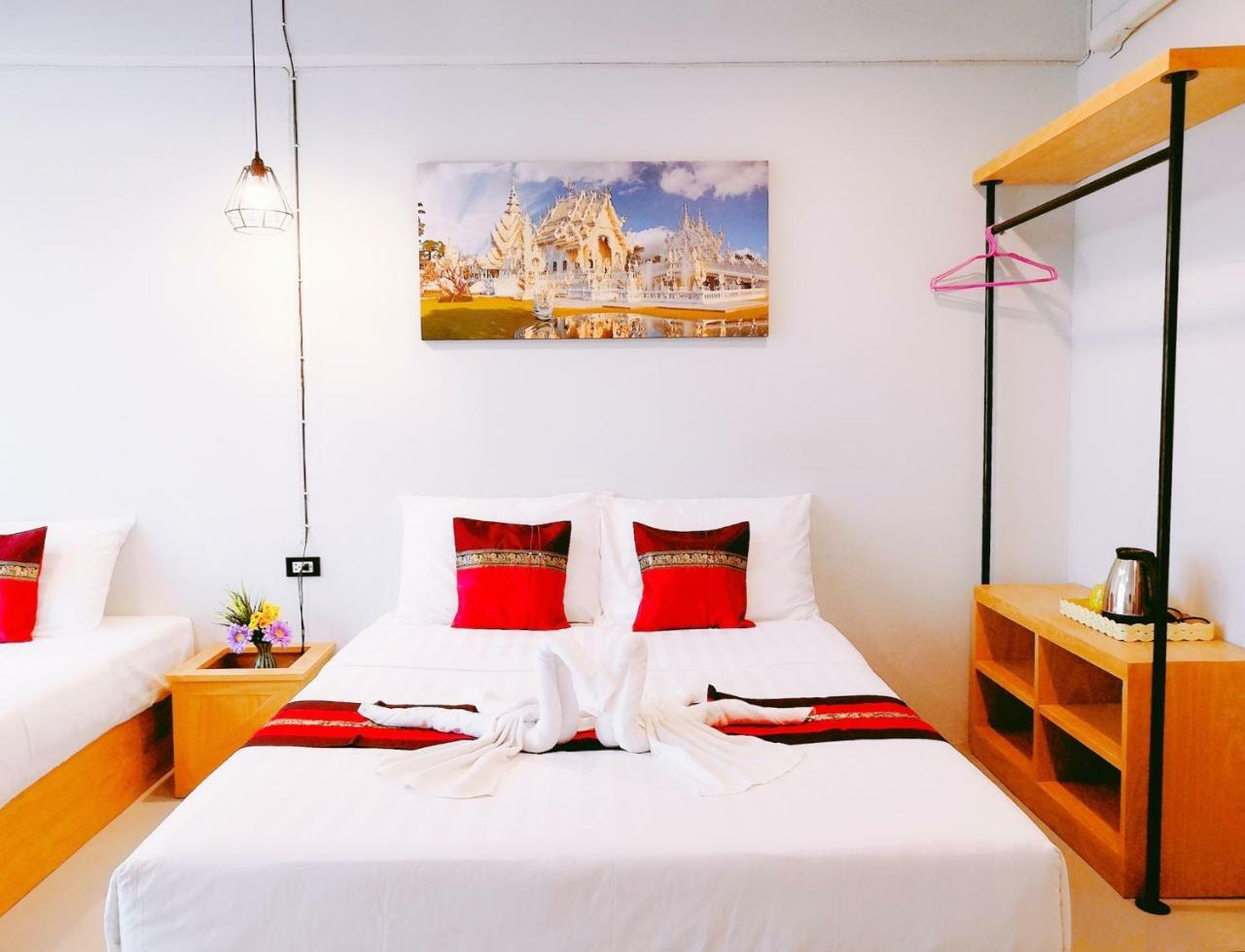 Little Lanna Guesthouse Τσιάνγκ Μάι Εξωτερικό φωτογραφία