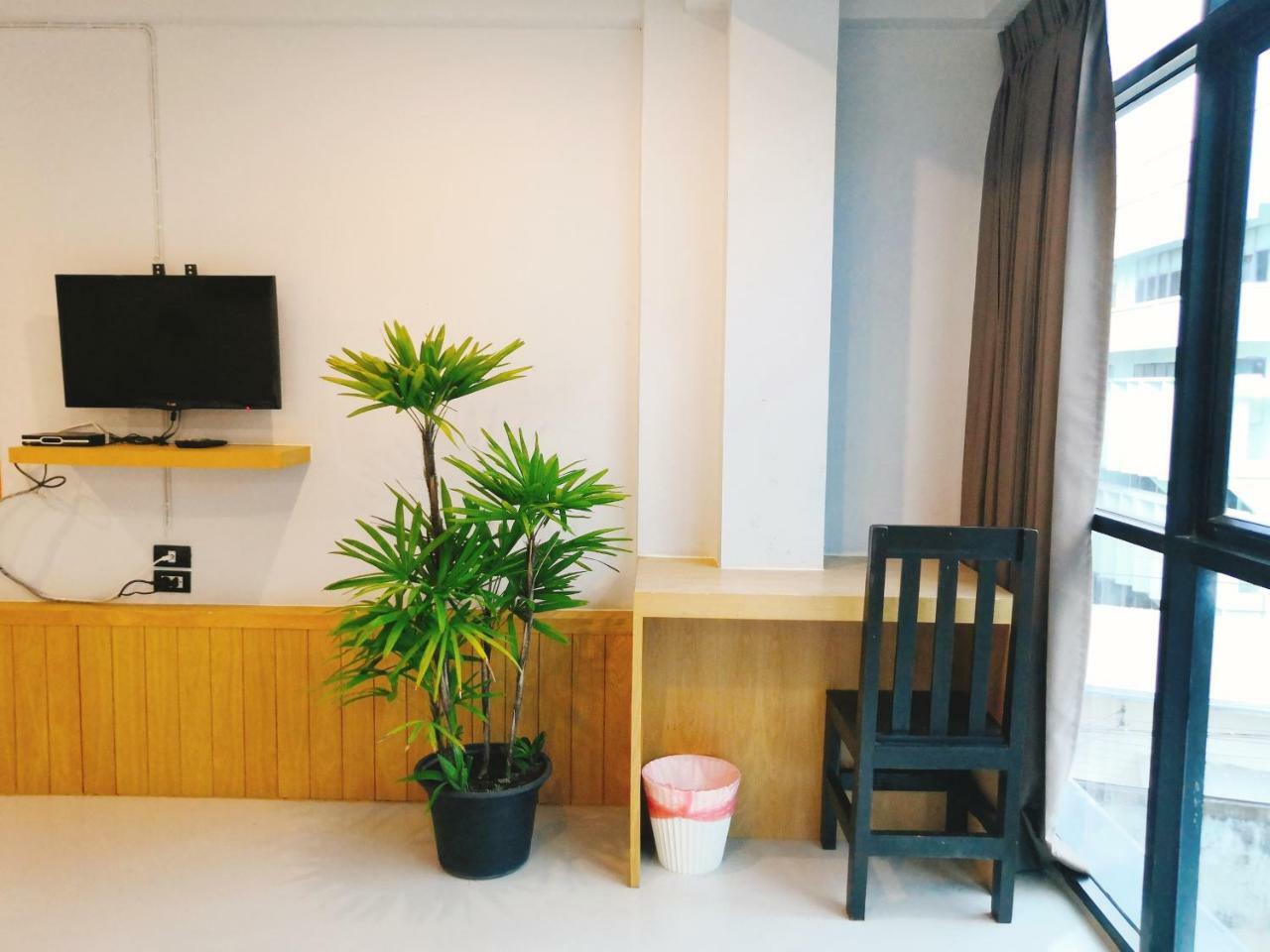 Little Lanna Guesthouse Τσιάνγκ Μάι Εξωτερικό φωτογραφία